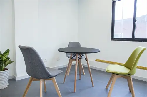 学法律的人有什么技能吗